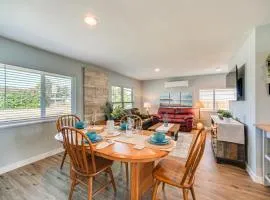 Pet-Friendly Moclips Home Walk to Mocrocks Beach!