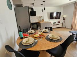Roberta, hotel with parking in Sali