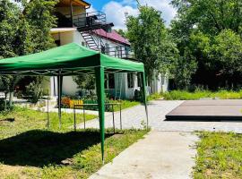 OLD MANGLISI, pet-friendly hotel in Manglisi