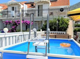 Apartmani Galić 2, homestay in Mlini