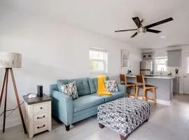 Walk Everywhere! 1-bedroom Gem In Downtown Hub