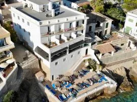 Hostal Dragonera