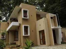 Kandy Lotus Chalet