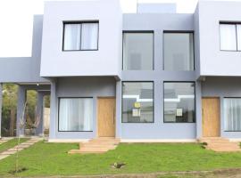 complejo OHANA, hotel in Potrero de los Funes