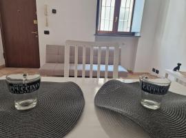 Casa Leo Malpensa, hotel v destinaci Samarate