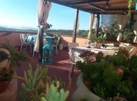 Belli come il Sole, hotel u gradu Serri