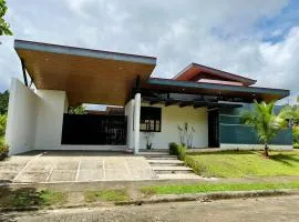 VillaVerde Beach House