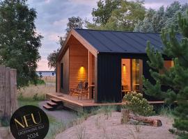 Werder Chalet -- GRO&szlig;ES SONNENDECK -- Strand 150m I Sauna I eKamin I bis 8 Pers I Meerblick I by "Meyers am Meer"、Boiensdorfのシャレー