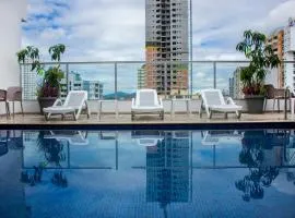 Ramada by Wyndham Panama Via Argentina、パナマシティのホテル