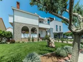 Apartments with parking space Privlaka, Zadar - 23472