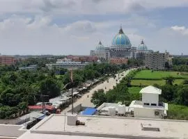Mayapur Prakash