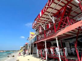 Hostel Bunker Perú, hotel v destinaci Playa Blanca