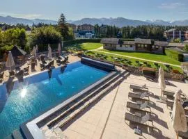 Hostellerie du Pas de l'Ours "Relais et Châteaux"