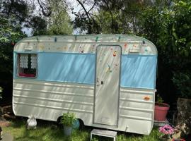 La Caraval, hotel in Saint-Pierre-des-Corps