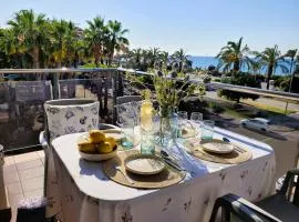 VistaMar Beautiful Apartment with Amazing Sea View, Pineda de Mar