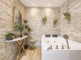 Pentagone 1 SPA PRIVE