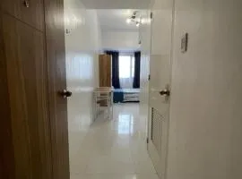 Cozy Room in Front of US Embassy