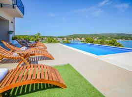 Gorgeous Home In Veli Rat With Wifi: Veli Rat şehrinde bir otel