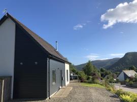 Highland Holiday Home, hotel v destinaci Contin