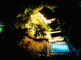 Mai Ch&acirc;u Medifarm Retreat，枚州的木屋