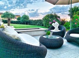 Séjour au soleil avec piscine, ξενοδοχείο σε Vinon-sur-Verdon