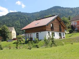 Huis 3landenpunt AT-SLO-IT, hotel v destinaci Arnoldstein