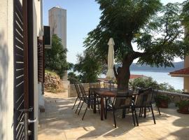 Holiday Home Jan, hotel in Stara Novalja