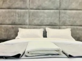 Lee Executive suite8