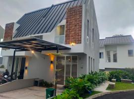 Tobacco Villa, hotel v destinaci Jember
