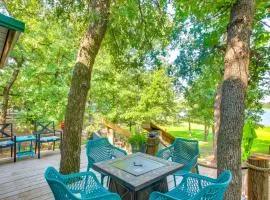 Shawnee Cabin with On-Site Reservoir Access!