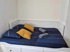 Faubourg des voyageurs 5 - Studio climatisé 2 personnes - proche axe autoroute