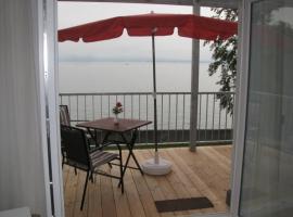 Haus Malerecke - Ihr Feriendomizil direkt am See! โรงแรมในลังเงนาร์เงน