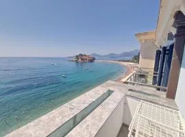 The View Beachfront