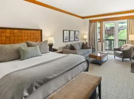 1332 Lodge At Spruce Peak Ski in Ski Out King Studio By Stowe Mountain Rentals