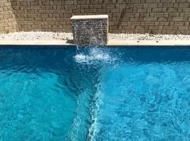 Relaxing Villa with pool