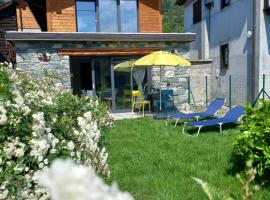 Casa Borna da Ghiasa, hotel v destinaci Emarese
