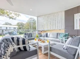 The Jacaranda, 3 Achilles St Pet Friendly, Air Con, Wi-Fi, Boat Parking
