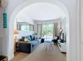 Jolie maison à 400m de la plage, proche centre-ville, avec terrasse et wifi gratuit - FR-1-361-55