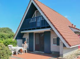 Dike House Affordable 6-Person Holiday Home Near the Sea Dike, hotel v destinaci Anjum