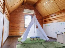 ocean resort mint オーシャンビューを満喫!かわいい三角屋根の三階建て貸切別荘 南房総白浜, hotel di Shioura