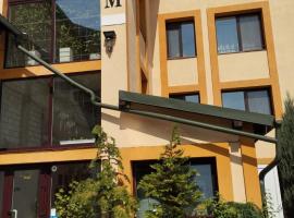DALIM, Hotel in Duliby