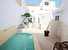 L-Andrago - modern townhouse with pri plunge pool