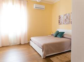 Alexas Rooms- Centro Crotone -10 min dal Mare, отель в Кротоне