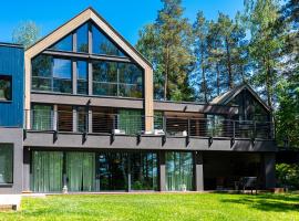 Szklany Dom nad Łąkami, hotel v destinaci Zbiczno
