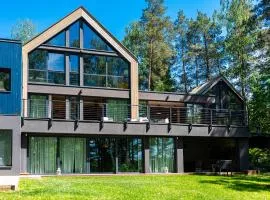 Szklany Dom nad Łąkami