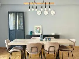 Cozy 3BRs Family Haven near Metro&Acropolis