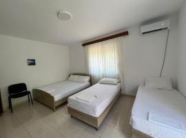 Gjosasi House, chata v destinaci Lukovë