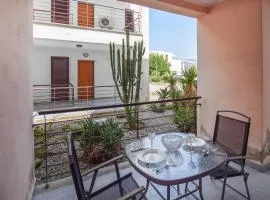 1 Bedroom Nice Apartment In Isca Marina