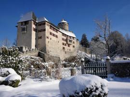 Schloss Matzen, hotel v destinaci Reith im Alpbachtal