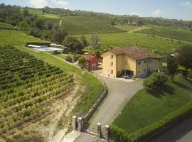 Vigna Dell'Acqua, villa in Santo Stefano Belbo